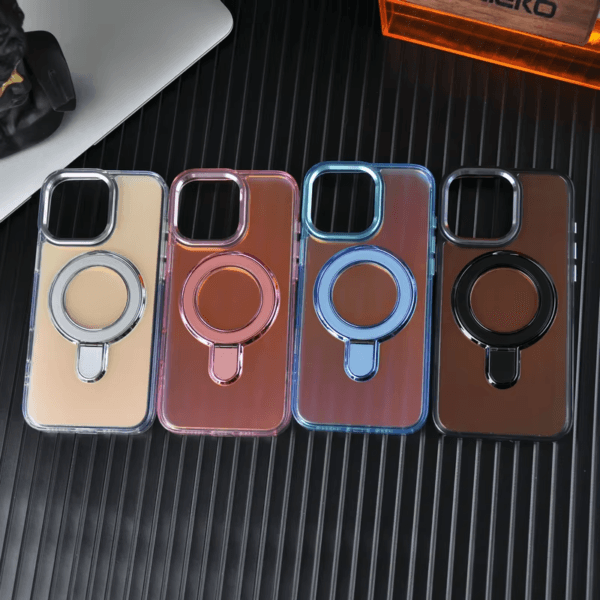 7 Max Phone Case With Hardware