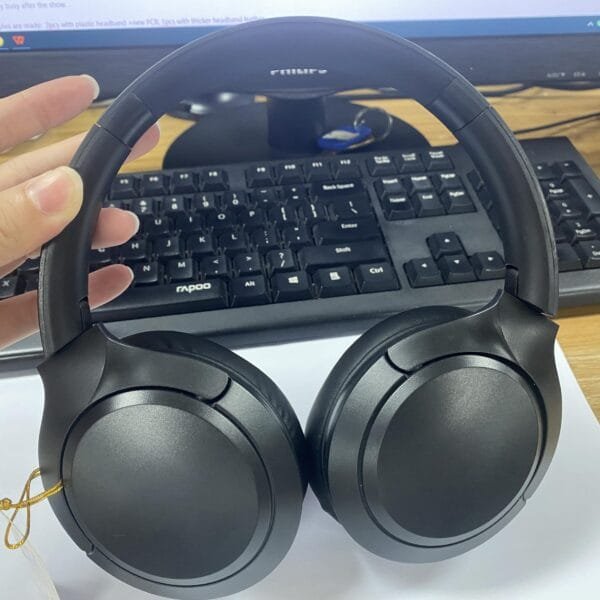 ANC Wireless Headphone (1)