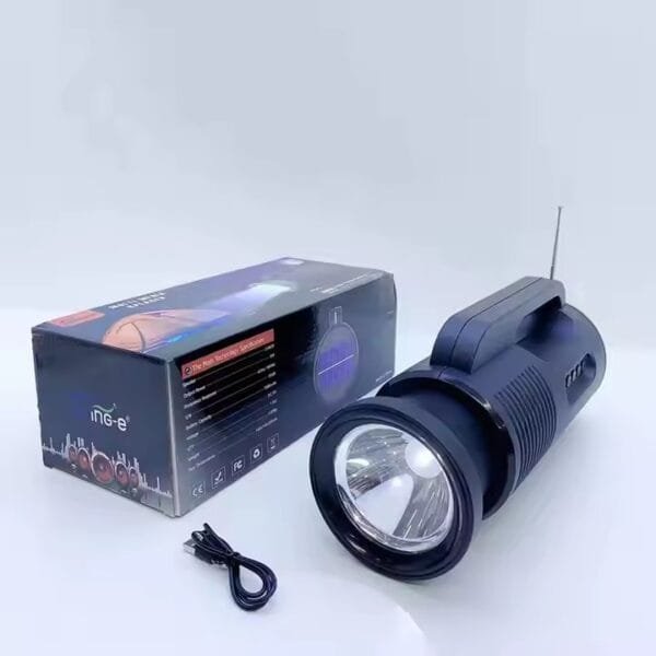 speaker with flashlight for outdoor (9)